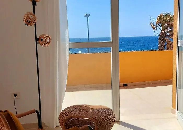 La Marea Baja